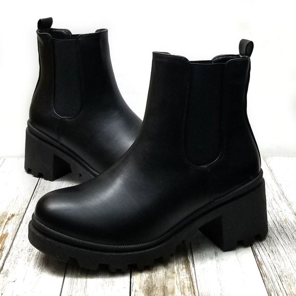 New Black Chelsea Elastic Round Toe Lug Heel Ankle Boots Booties - Picture 4 of 6